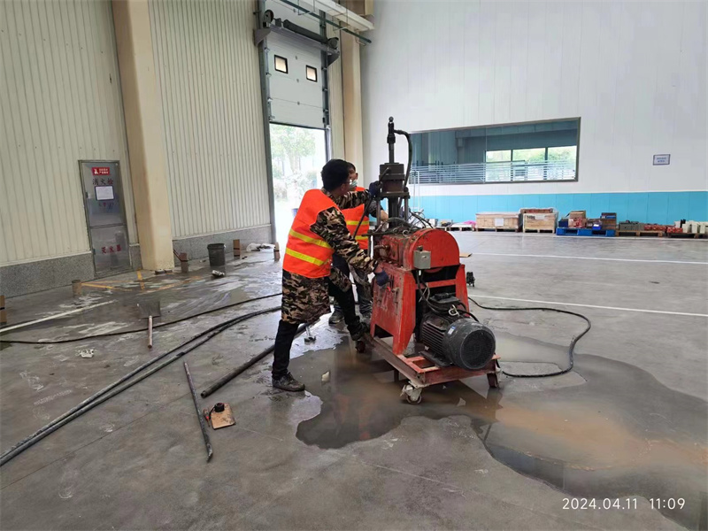 昌黎厂房地面下沉塌陷注浆加固施工